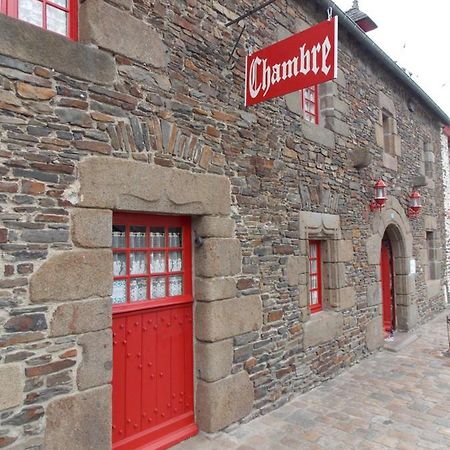 Chambre De La Nonne En Vacances Доль-де-Бретань Экстерьер фото